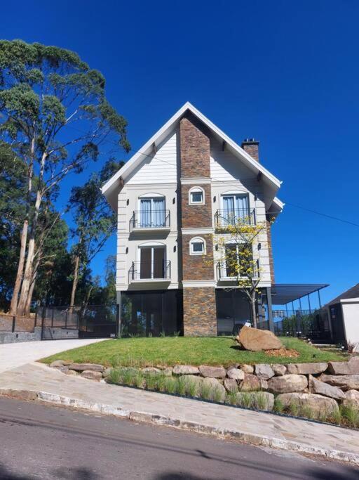 Pervoi Casa Ipe Gramado Exterior foto